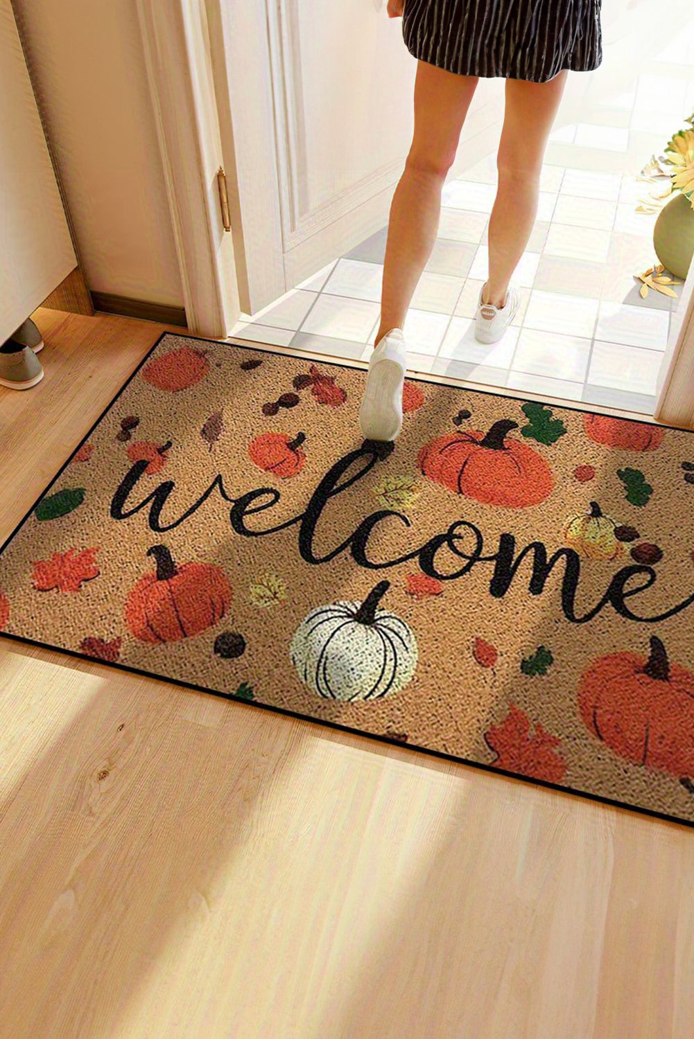 Thai Curry Welcome Fall Pumpkin Maple Leaf Pattern Entrance Doormat