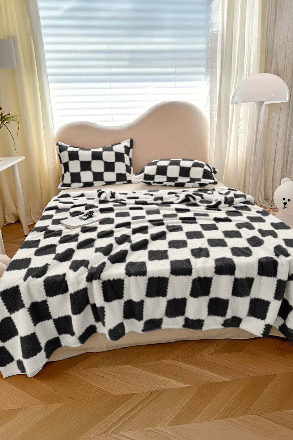 Pink Checkered Fluffy Coral Fleece Blanket
