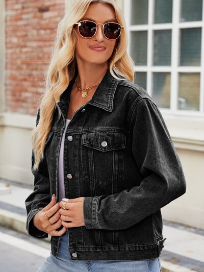 Jeansjacke mit Taschen und Kragenkragen