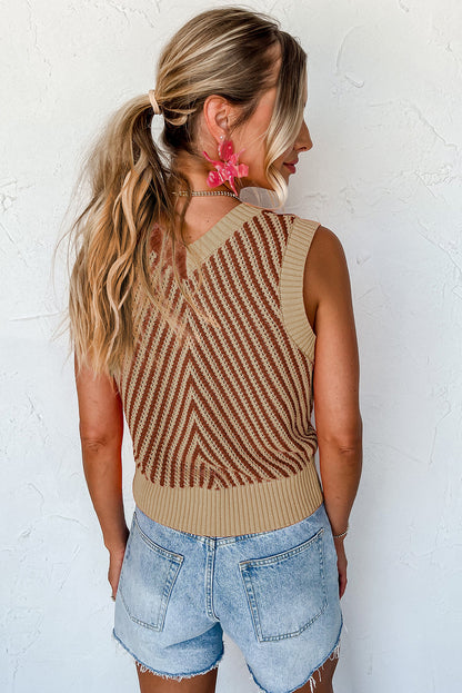 Chaleco de punto con cuello en V y chevron en contraste beige claro