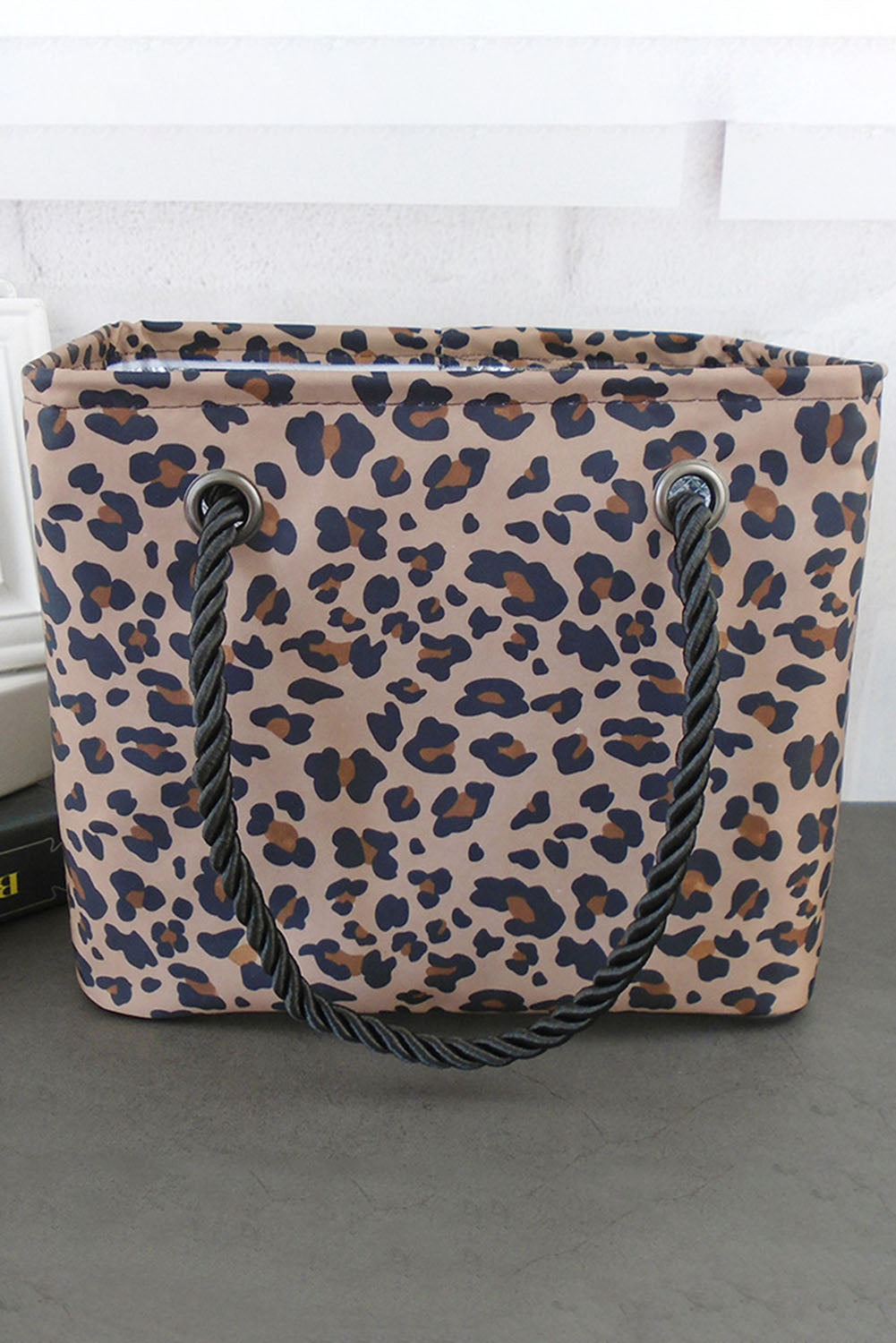 Neceser de lona impermeable con estampado de leopardo