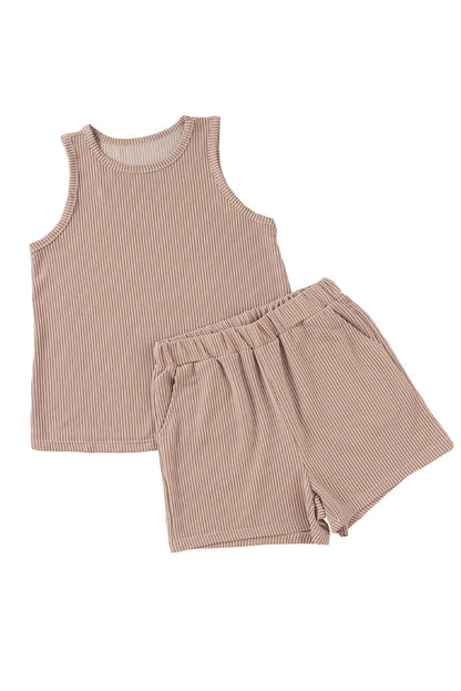 Conjunto top sin mangas con cordón gris medio y shorts con bolsillos