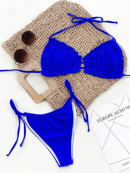 Conjunto de bikini con cuello halter y detalle de volantes