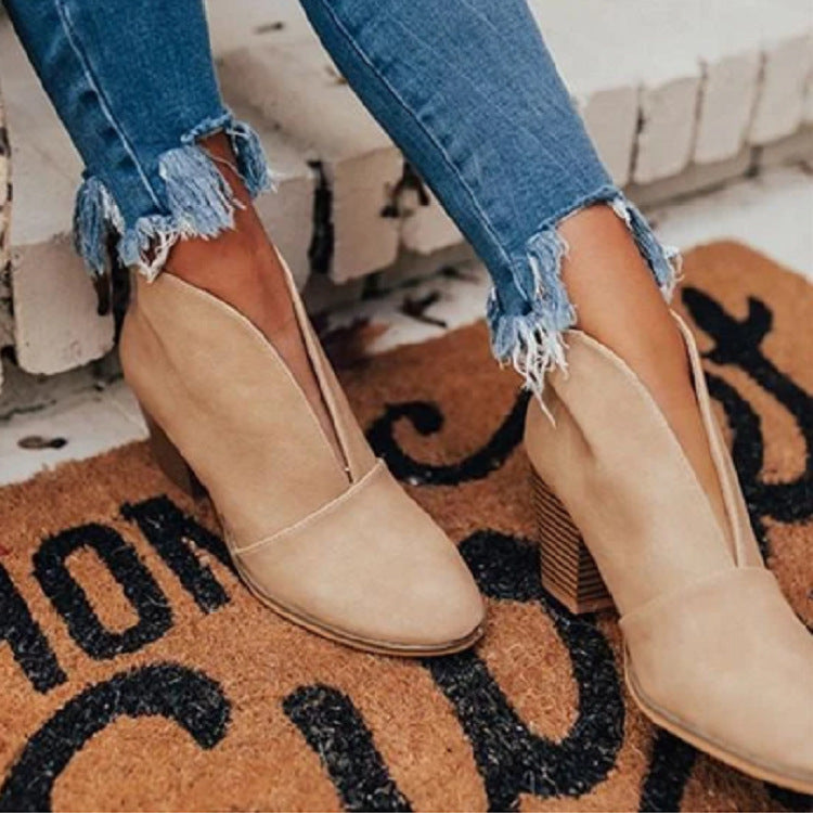 Short Slip-On Chelsea Fashion Boots