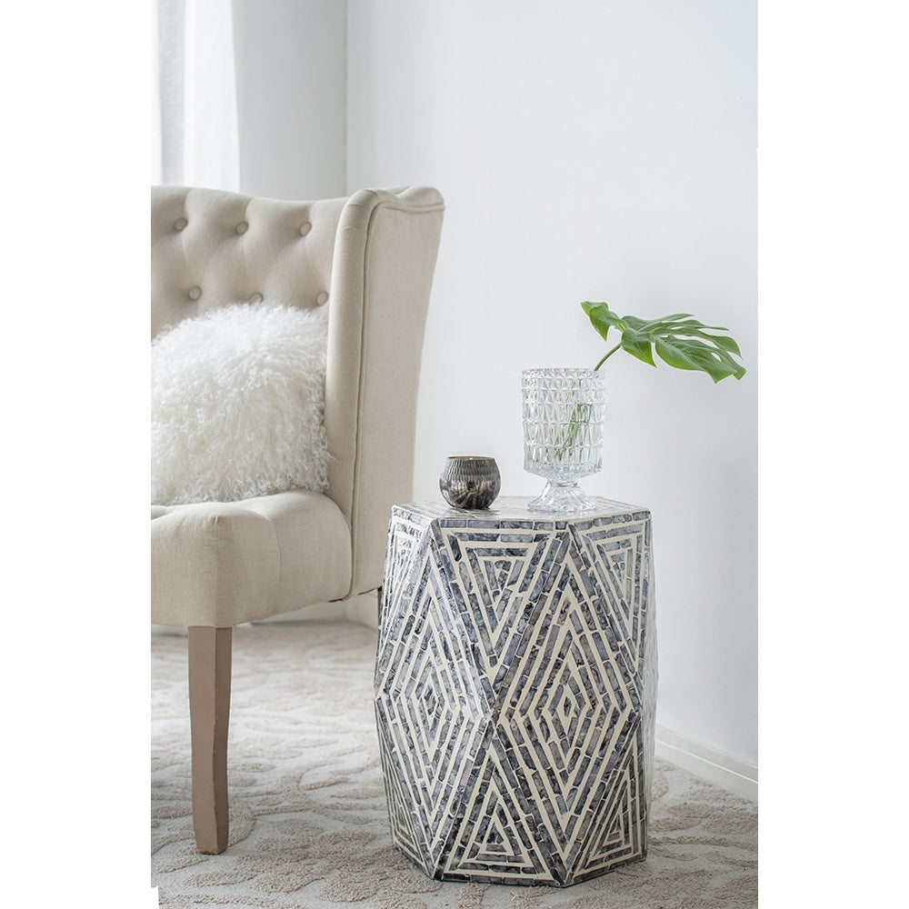 16x14x18' Hexagon Accent Side Table