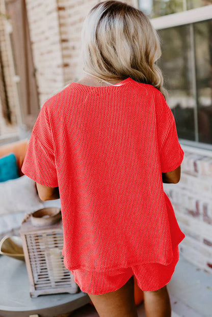 Conjunto de pantalones cortos y camiseta holgada con textura de canalé de Phalaenopsis