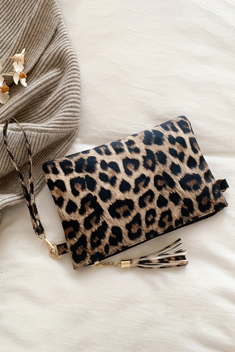 Cartera con cremallera y correa para la muñeca con estampado de leopardo castaño