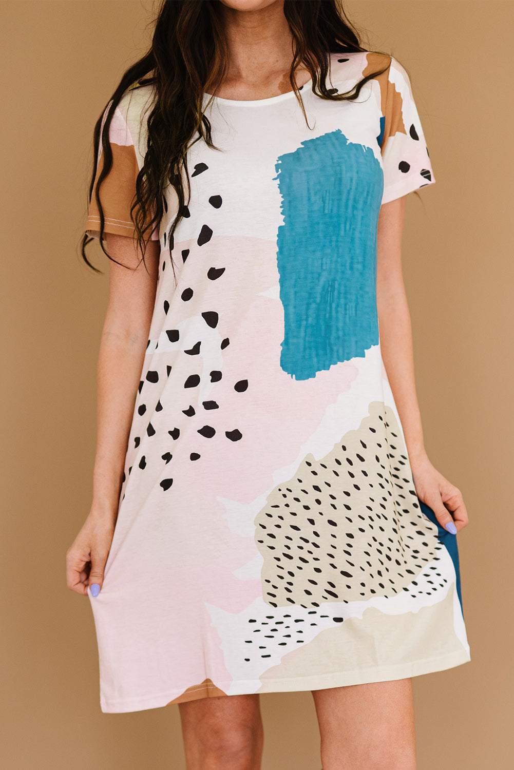 Vestido camisero informal con estampado de manchas y teñido anudado