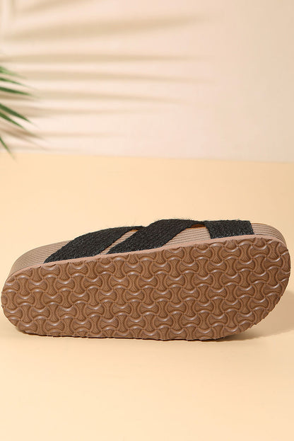 Sandalias sin cordones con plataforma y tiras cruzadas tejidas en beige