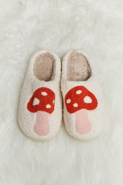 Mushroom Print Plush Slide Slippers