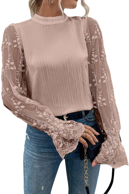 Blusa con cuello simulado y manga de encaje en contraste con textura rosa albaricoque