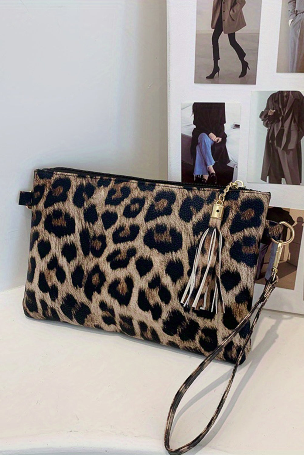 Cartera con cremallera y correa para la muñeca con estampado de leopardo castaño