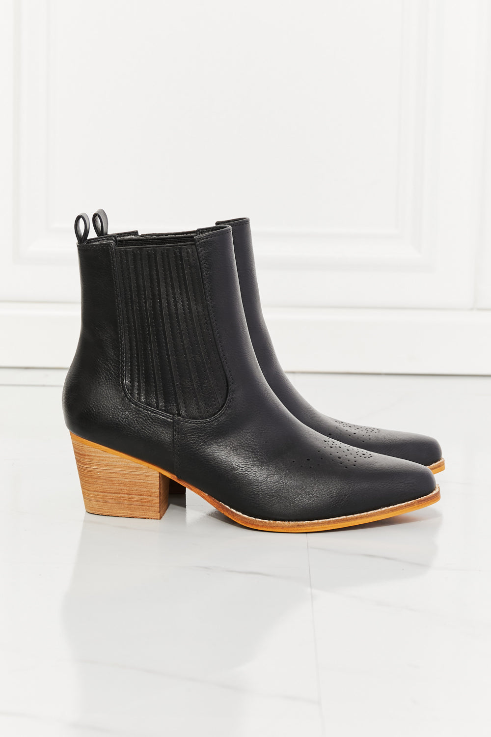 Black Stacked Heel Chelsea Boot