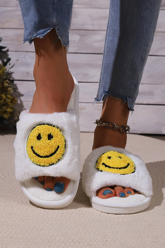 White Smile Graphic Plush Home Slippers