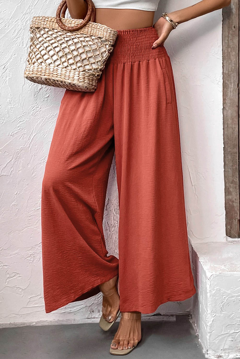 Pantalones de playa de talle alto con bolsillos fruncidos negros