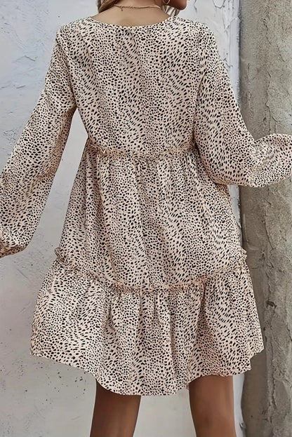 Minivestido con volantes fluidos y estampado de leopardo albaricoque