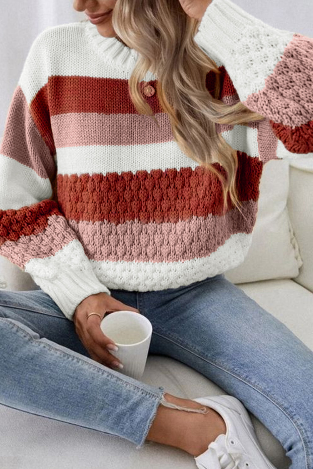 Rot gestreifter Colorblock-Strickpullover mit tief angesetzten Ärmeln