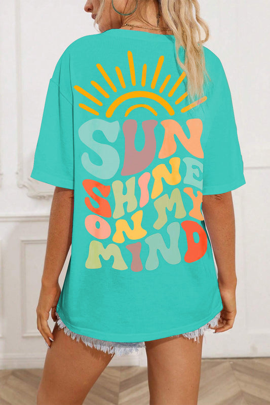 Camiseta verde menta con estampado de letras SUNSHINE ON MY MIND