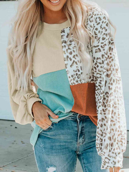 Leopard Round Neck Sweatshirt