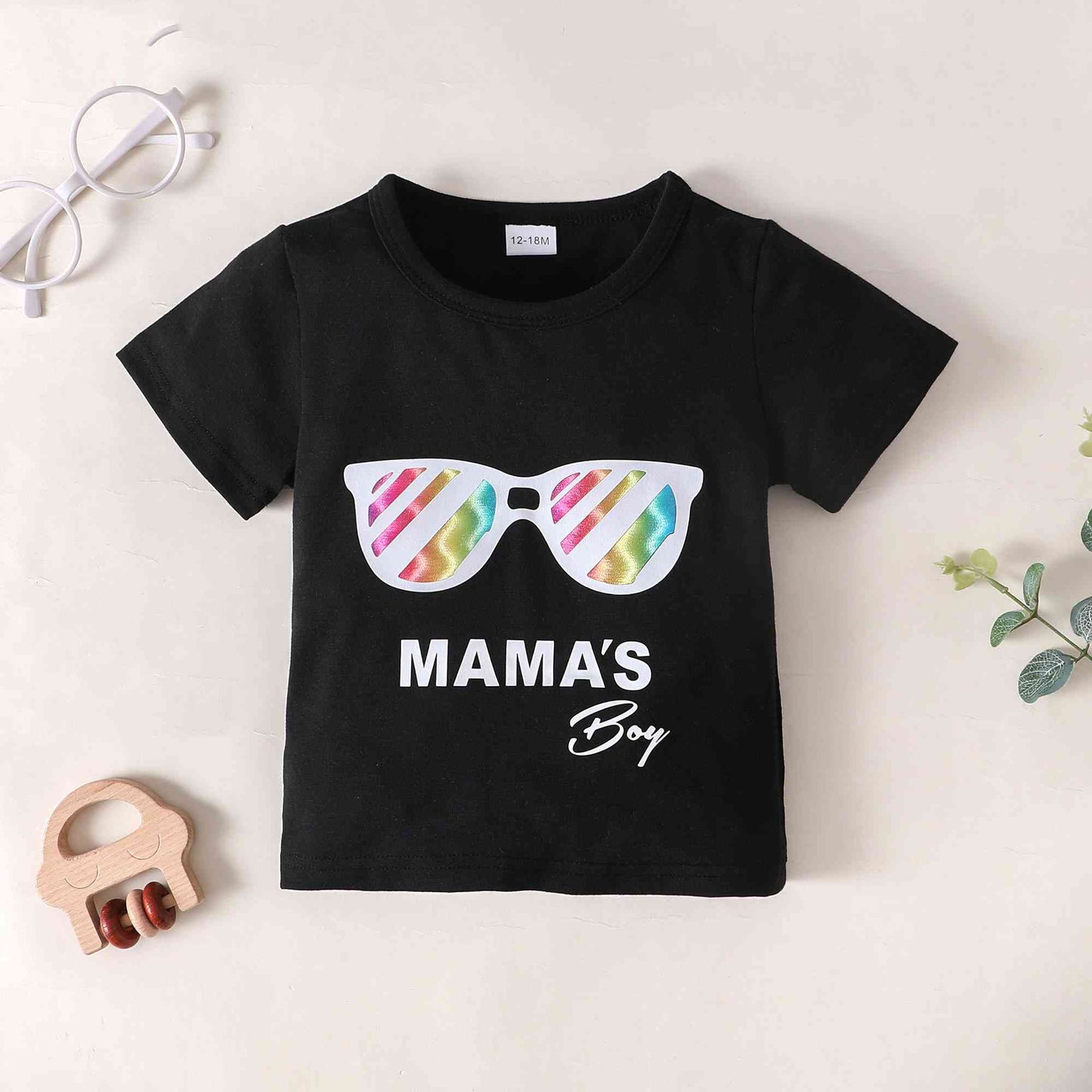 MAMA'S BOY Conjunto de camiseta gráfica y pantalones cortos de camuflaje