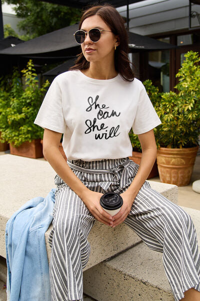 Simply Love Full Size SHE CAN SHE WILL Kurzarm-T-Shirt